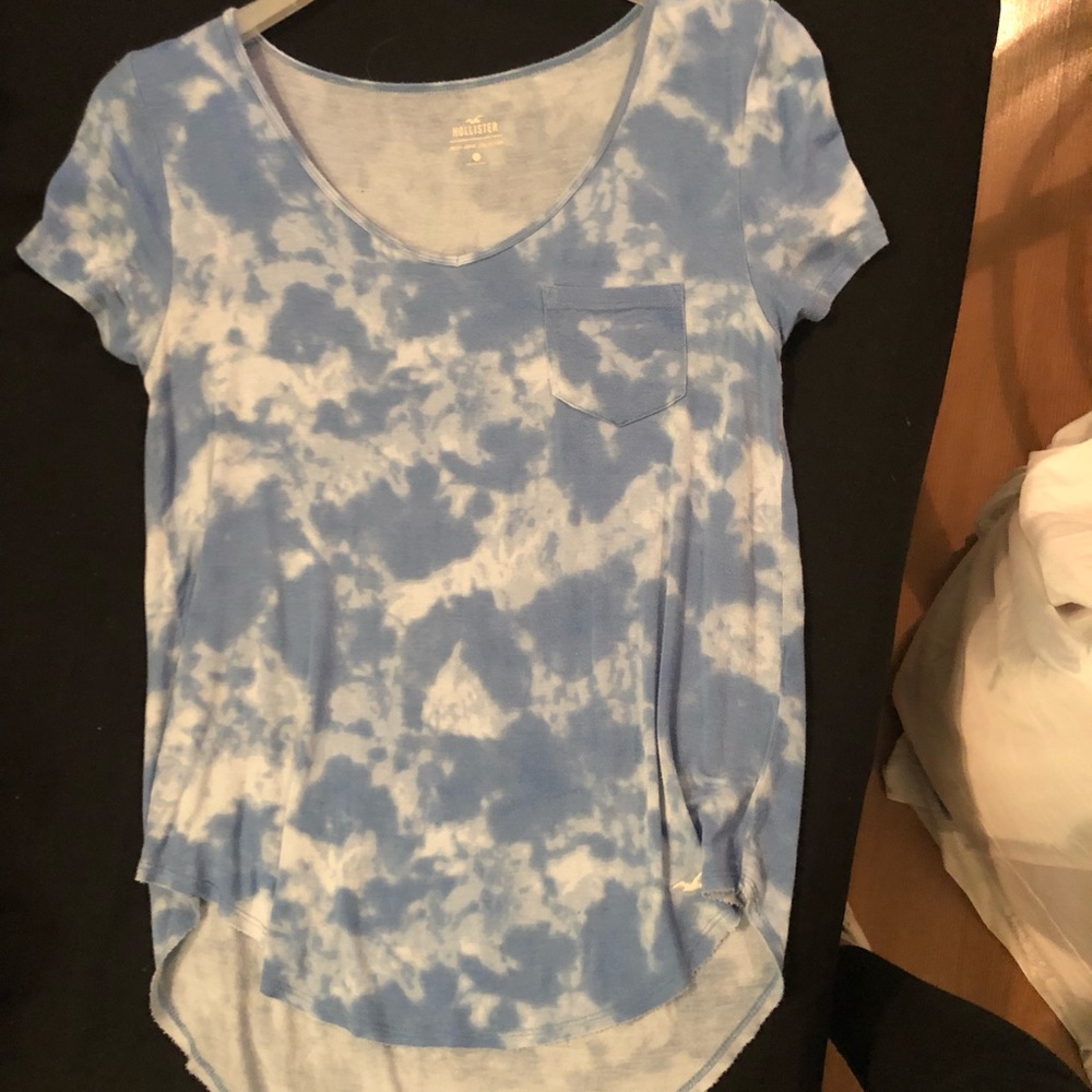 Cute blue n white tee